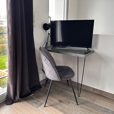 La Villa Perchee Calme, Sauna, Parking Prive Saint-Prix  Eksteriør billede