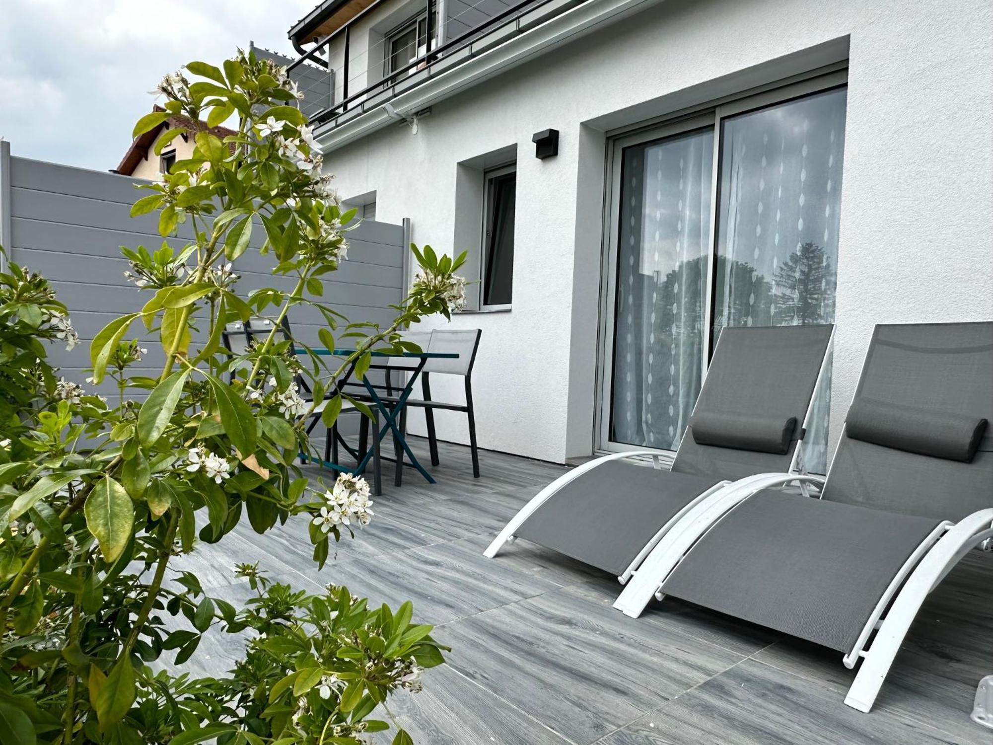 La Villa Perchee Calme, Sauna, Parking Prive Saint-Prix  Eksteriør billede