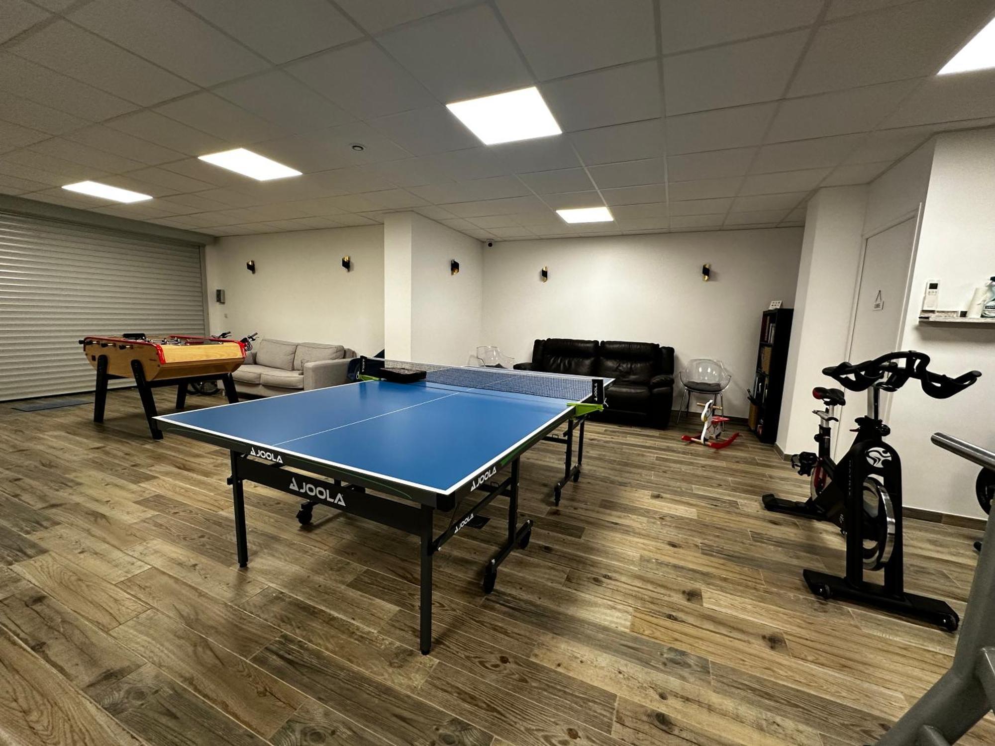 La Villa Perchee Calme, Sauna, Parking Prive Saint-Prix  Eksteriør billede