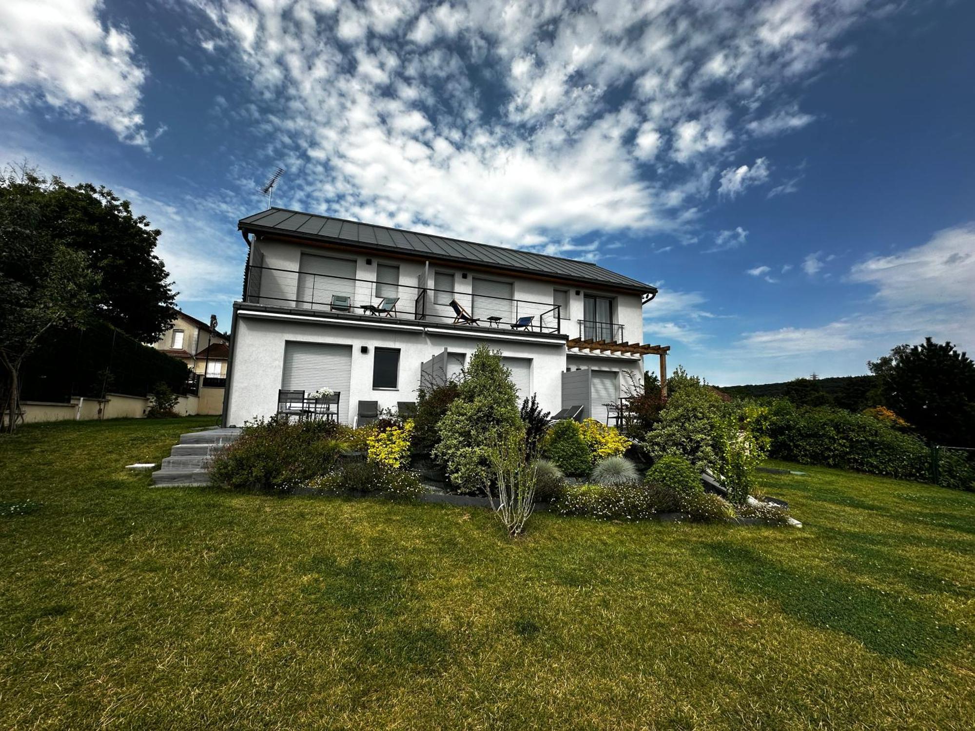 La Villa Perchee Calme, Sauna, Parking Prive Saint-Prix  Eksteriør billede